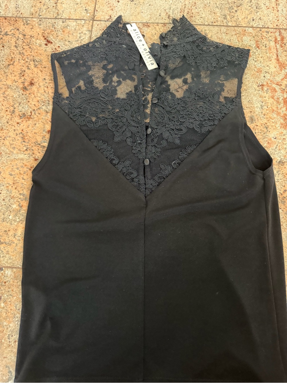 BRAND NEW NWT Alice + Olivia Black Lace 
Sleeveless TOP MEDIUM